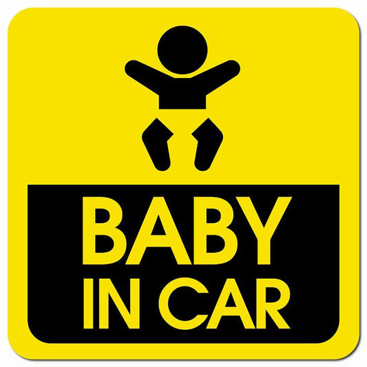BABY IN CAR ゴシックテキスト イエロー 車用 マグネット 13x13cm 正方形