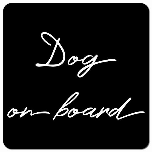 Dog on board 犬が乗ってます ブラック シンプル 筆記体 車用 マグネット 13x13cm 正方形 カーマグネット