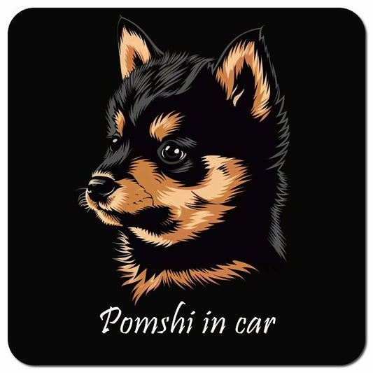 Dog in Car イラスト付 ポメ柴 Bタイプ 車用 マグネット 13x13cm 正方形 カーマグネット 表示プレート