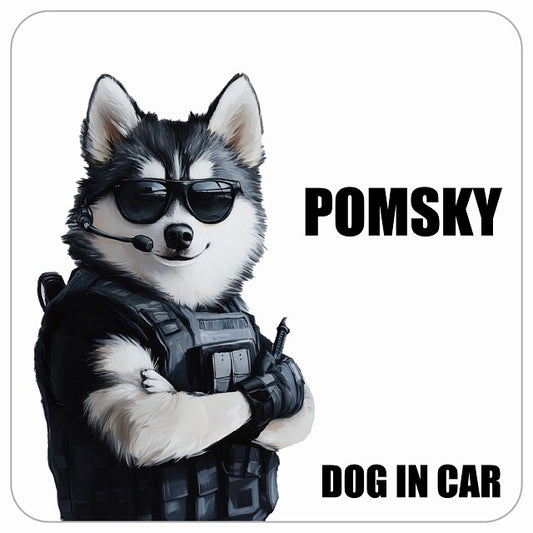 POMSKY ポンスキー DOG IN CAR セキュリティガード風 ちょい悪 ステッカー 13x13cm 正方形 シール カーステッカー